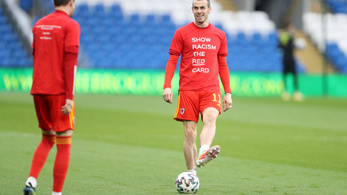 Bale ordas nagy könyököst osztott ki, lapot sem kapott érte