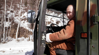 Lerántották a leplet az orosz elnök valódi arcáról: ezt csinálja Putyin szabadidejében