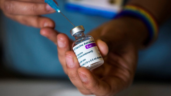 A gyermekeken sem tesztelik tovább az AstraZeneca vakcináját