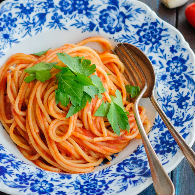 10 perces paradicsomos-fokhagymás spagetti – Ennél nincs gyorsabb vacsora