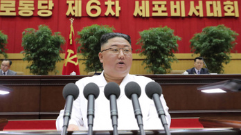 Még Kim Dzsongun is beismerte, hogy nagy a baj