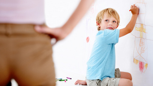 A fegyelmezés 3 fázisa – így kommunikálj a gyerekkel a korának megfelelően
