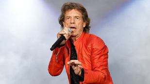 Mick Jagger végre a földi élvezetek édenkertjében érzi magát