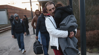 Dánia elkezdte hazatoloncolni a menekülteket