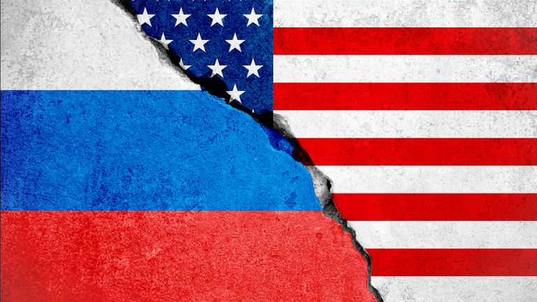 Joe Biden szankciókat jelentett be Oroszország ellen, a Kreml nem sieti el a csúcstalálkozót