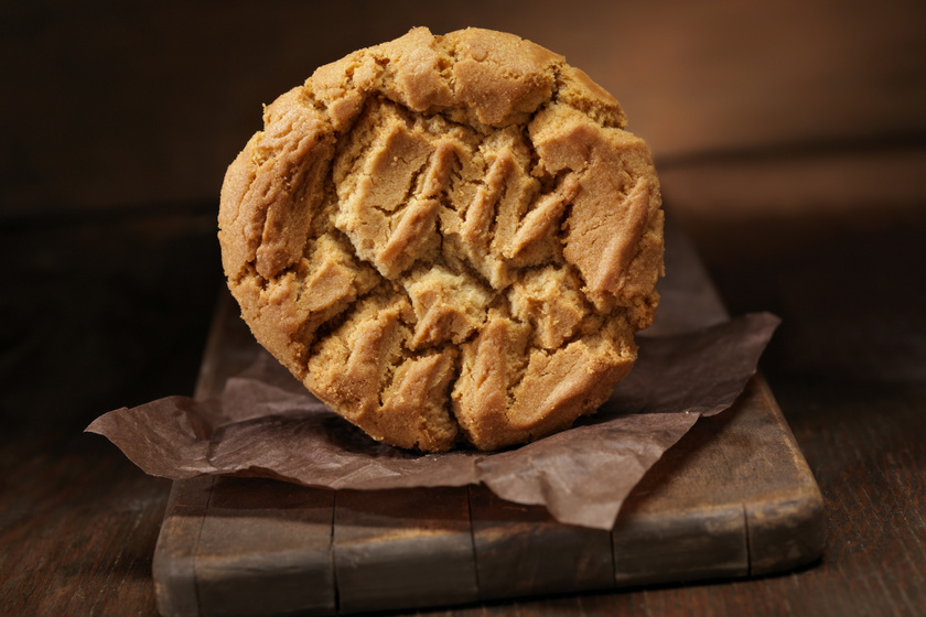 A híres, amerikai mogyoróvajas keksz receptje: 3 hozzávalóból készül