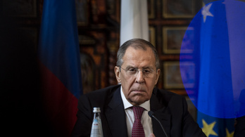 Lavrov: Ha Moszkván és a szakadárokon múlik, nem lesz háború