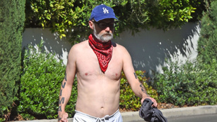 Moby póló nélkül lődörgött Los Angelesben