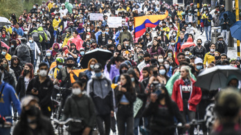 Nyolcvanhét ember eltűnt a kolumbiai tüntetéseken