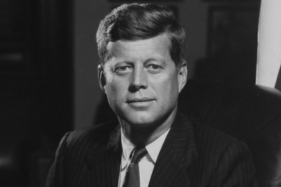 John F. Kennedy ilyen szerelmes levelekkel bombázta svéd szeretőjét: a szép nővel évekig tartott a viszonyuk