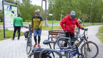 Kerékpár-turisztikai paradicsom épül a Fertő tó térségében