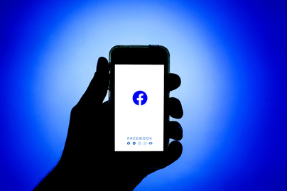 Hasznos funkcióval bővül a Facebook: figyelmeztetést küld a megosztás előtt