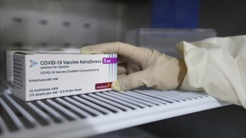 További 90 millió adag vakcinát vár az AstraZenecától június végéig az Európai Bizottság
