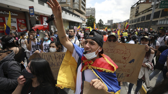 Két hete tüntetnek Kolumbiában, legalább negyvenketten meghaltak