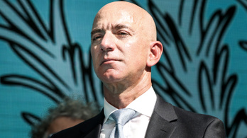 Jeff Bezos 6,7 milliárd dollárnyi Amazon-részvényt adott el