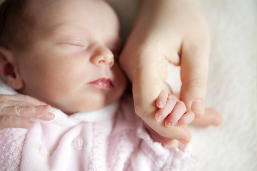 6 csecsemőkori primitív reflex, aminek idővel le kell épülnie: visszamaradva hátráltathatják a fejlődést