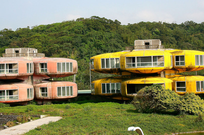 A tajvani ufóházak hátborzongató története: végül sosem készült el az üdülőövezet