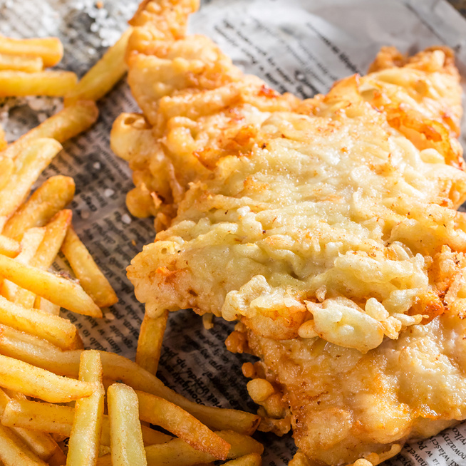 Mutatjuk, hogy lesz tökéletes a britek kedvence, a fish and chips: nagyon sok múlik a tésztán