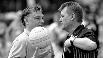 Közös képpel búcsúzott Orbán Viktor a legnagyobb magyar játékvezetőtől
