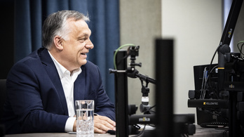 Orbán Viktor szerint legyőztük a harmadik hullámot, ő Facebook-posztban ünnepel