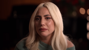 Lady Gaga vallomása: teherbe ejtette a zaklatója