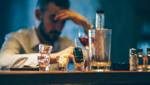 5 jel, amiből tudhatod, hogy problémád van az ivással