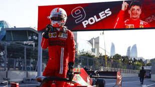 Megint Leclerc pole-ját hozta a piros zászló