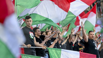Bemószerolnák az írek az UEFA-nál a magyar szurkolókat