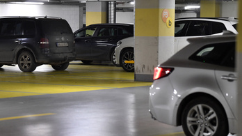 A magyar irodai dolgozók az ingyenes parkolást értékelik leginkább