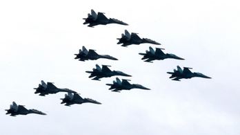 Nagyszabású orosz hadgyakorlat a Fekete-tengeren