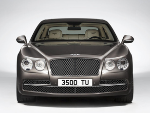 Megmutatták az új Bentley luxuslimót