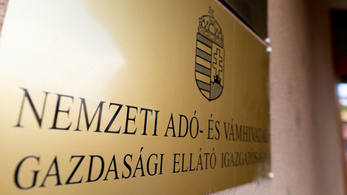 A külföldön végzett, Magyarországon adóköteles munka adatai is befutnak a NAV-hoz