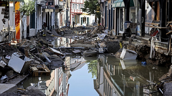 Javul az idő Németországban, 175 ember halt meg eddig az áradások miatt