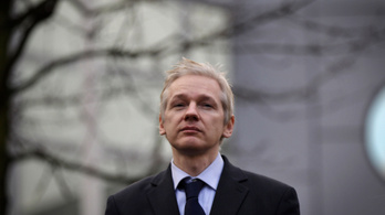Megvonták az állampolgárságot Assange-tól