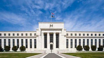 A Fed meglebegtette a szigorítást