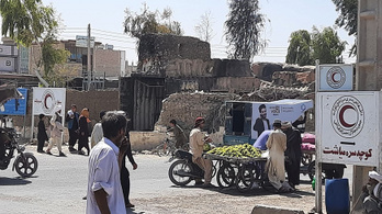 Újabb várost foglaltak el a tálibok Afganisztánban
