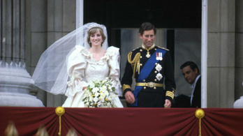 Több mint 700 ezer forintba került egy szelet Károly és Diana esküvői tortájából