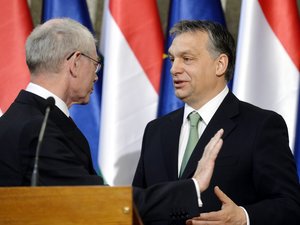 Orbán: A kommunizmus a szokatlan lépések oka