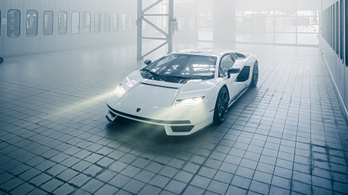 Azannya! 800 lóerős szupersportautó az új Lamborghini Countach