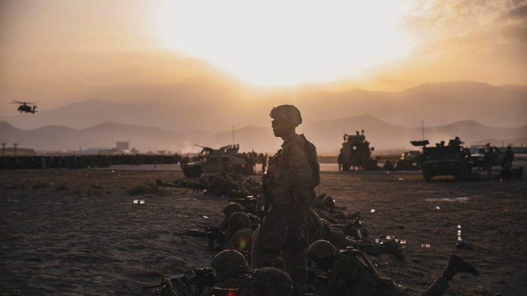 Afganisztánban szolgáló zsoldos: Itt átállsz, elmenekülsz vagy belehalsz
