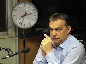 Mintha csak Orbán beszélne a hírekben