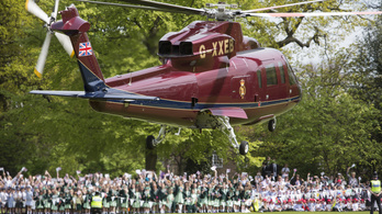 Kényszerleszállást hajtott végre II. Erzsébet helikoptere
