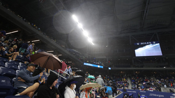 Az Ida hurrikán miatt beázott a US Open egyik stadionja