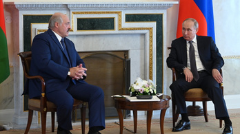 Lukasenko derűlátó, Putyin majd kitömi orosz fegyverekkel