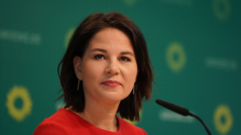 A német Zöldek kancellárjelöltje keményebb lenne Magyarországgal