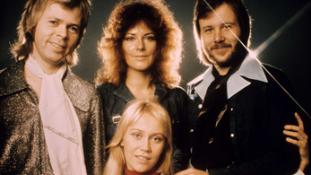 Negyven év után újra két ABBA-dal tarol a brit slágerlistán