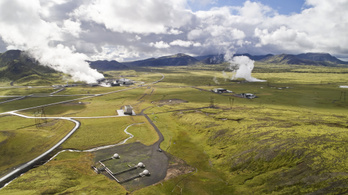 Izland bekapcsolta a gépét, amely követ csinál a szén-dioxidból