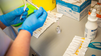 A Debreceni, a Pécsi és a Miskolci Egyetemen is szükséges lehet a védőoltás