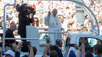 Élőben közvetíti Ferenc pápa látogatását a közmédia