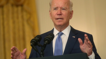 Joe Biden elfelejtette az ausztrál miniszterelnök nevét, akivel együtt verte át a franciákat